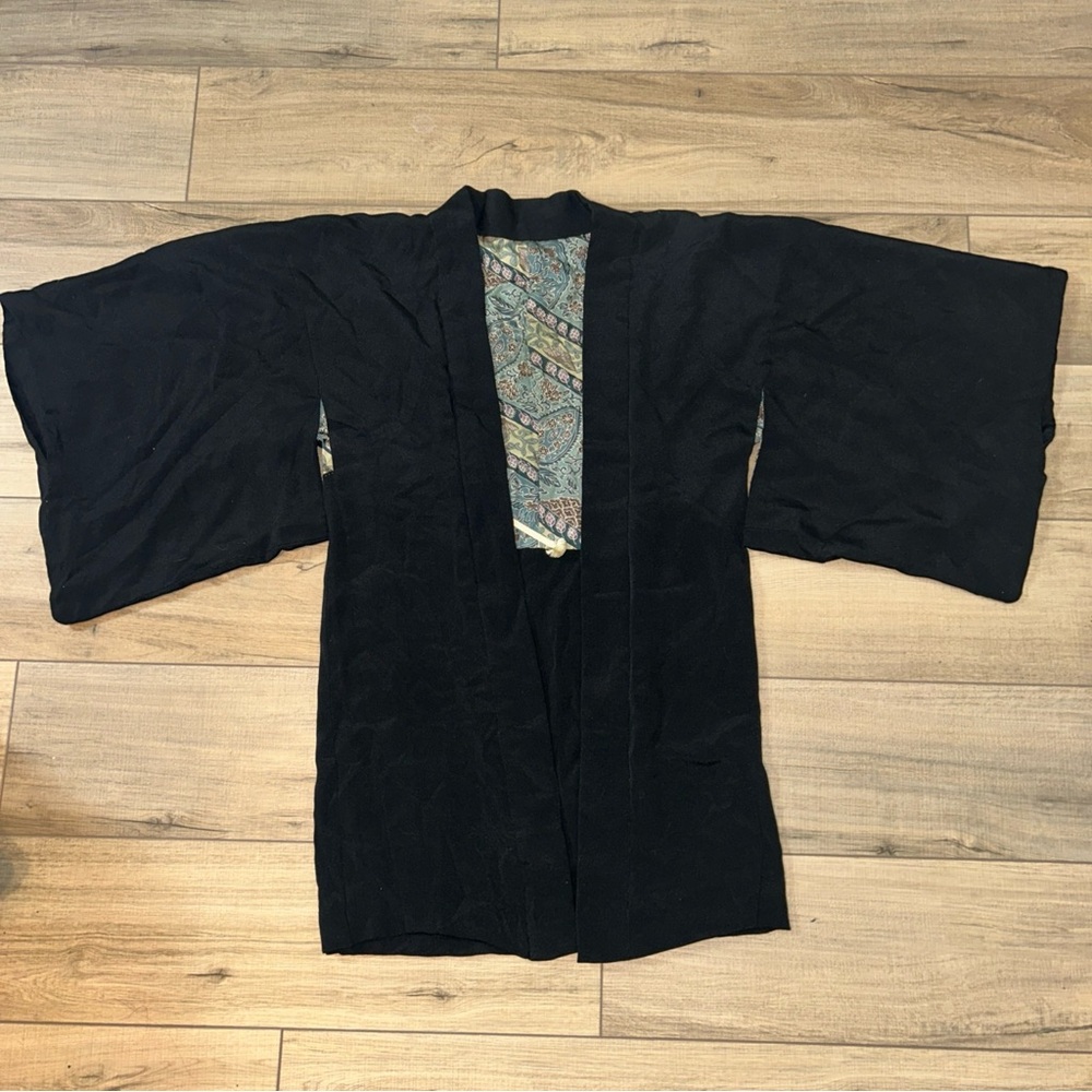 Vintage Handmade Kimono Black Silk Cultural Asian Costume Womens Size M